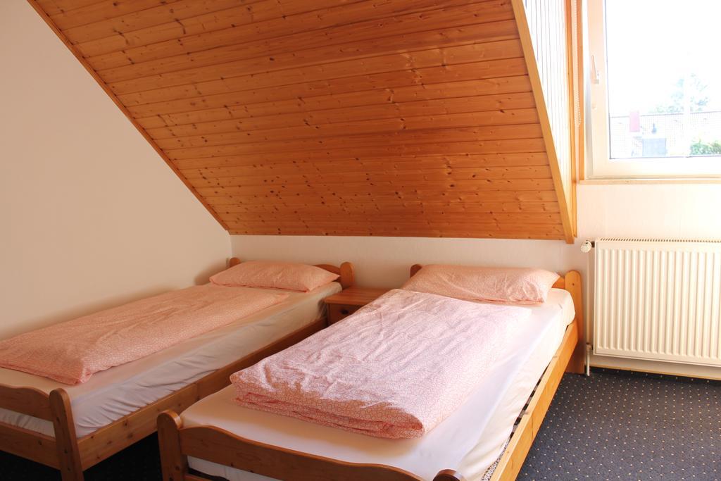 Glueckshaus Ferienwohnung Куксхавен Екстериор снимка